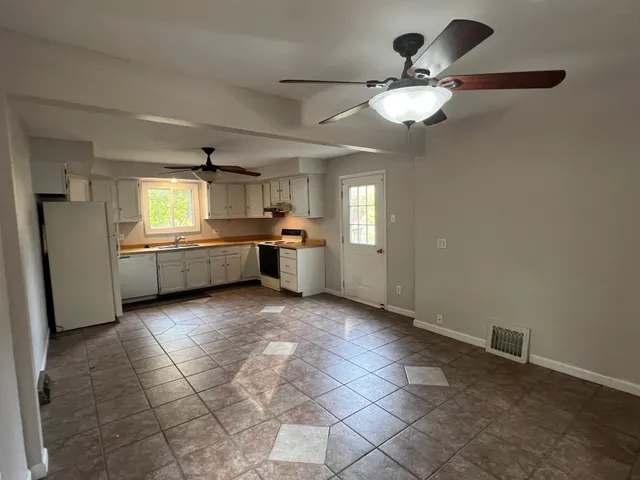 $155,000 | 3906 Abbotsford Road, Rockford, IL 61107