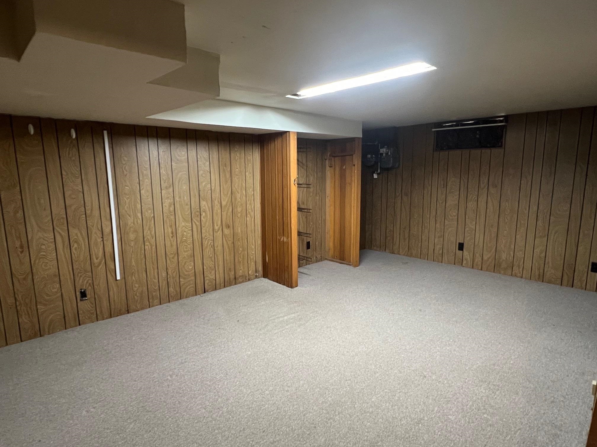 3906 Abbotsford Road Rockford, IL 61107 - Photo 10 of 16 a view of an empty room
