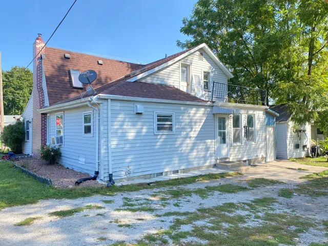 $219,900 | 503 South Putnam Street, Whitewater, WI 53190
