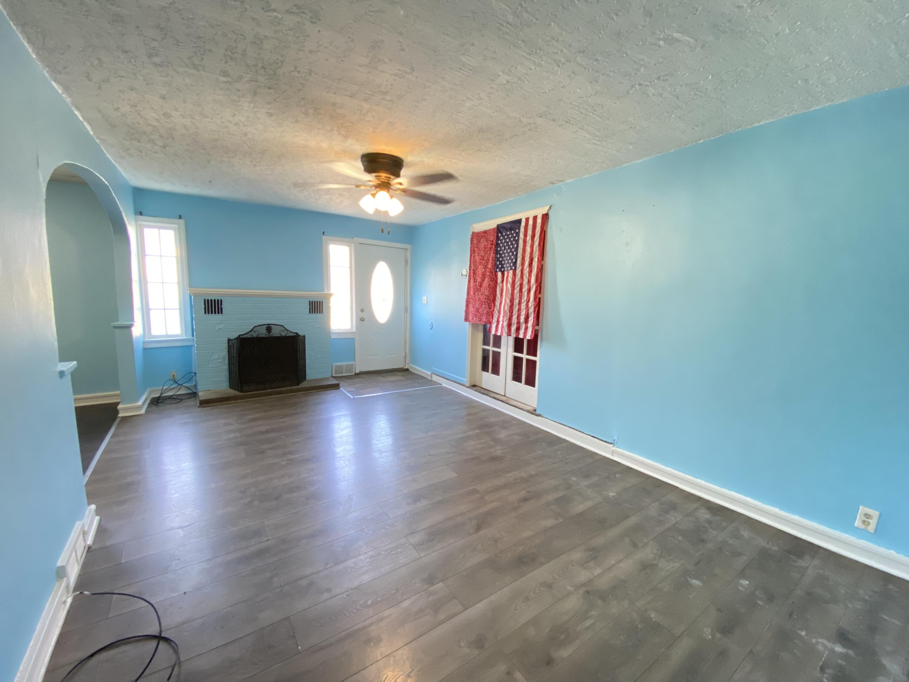 503 South Putnam Street Whitewater, WI 53190 - Photo 6 of 15 IMG_6007