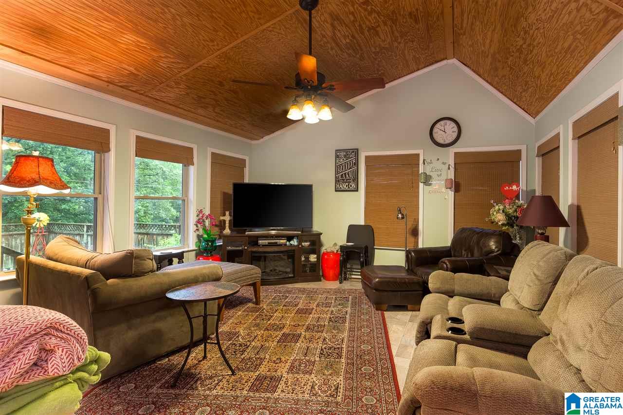 436 16th Court Northwest Birmingham, AL 35215 - Photo 10 of 26