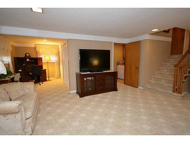 16615 Seitz Road Wapakoneta, OH 45895 - Photo 8 of 25