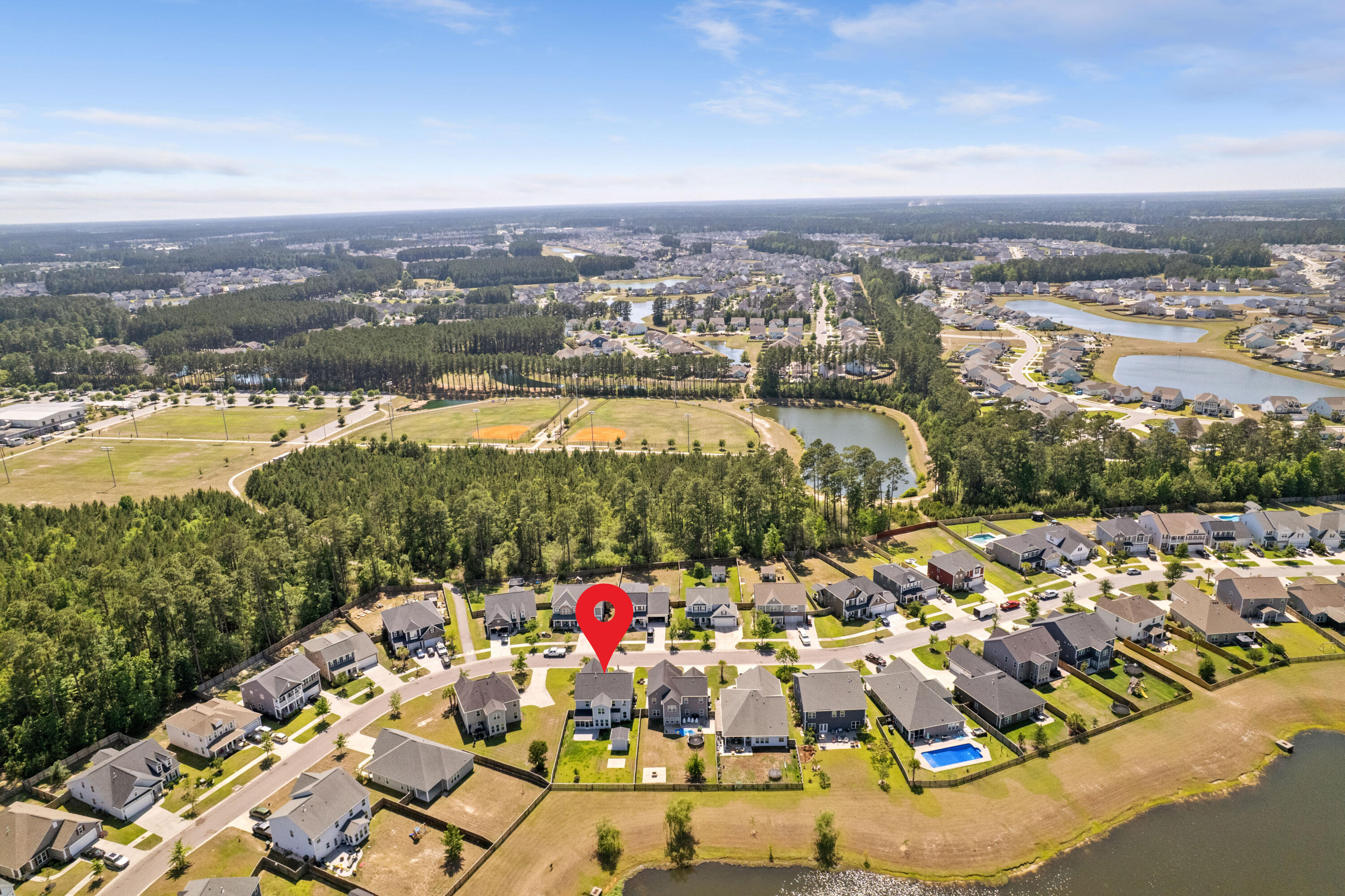 242 Saxony Loop Summerville, SC 29486 - Photo 41 of 44 242SaxonyLoop-CasaVerdeMediaLLC69