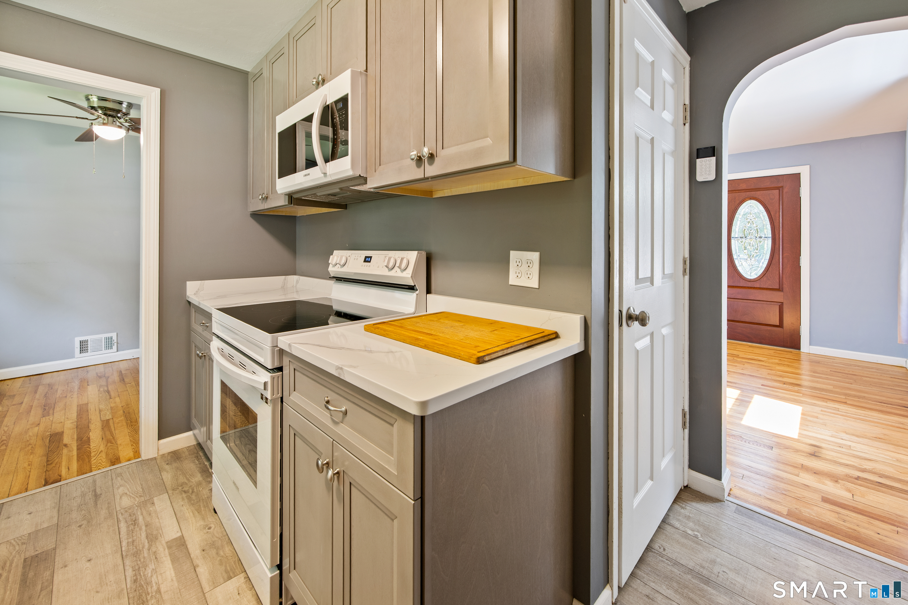 266 Albrecht Road Torrington, CT 06790 - Photo 12 of 32