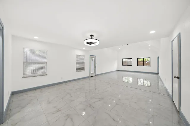 $1,099,000 | 1068 Chimney Rock Road, Houston, TX 77056