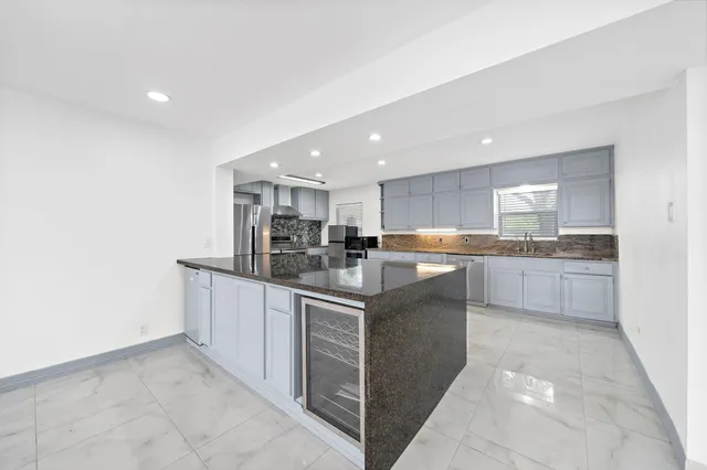 $1,099,000 | 1068 Chimney Rock Road, Houston, TX 77056