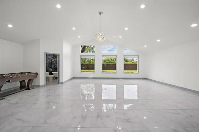 $1,099,000 | 1068 Chimney Rock Road, Houston, TX 77056