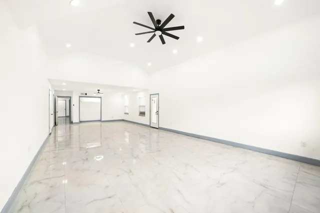 $1,099,000 | 1068 Chimney Rock Road, Houston, TX 77056