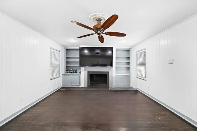 $1,099,000 | 1068 Chimney Rock Road, Houston, TX 77056