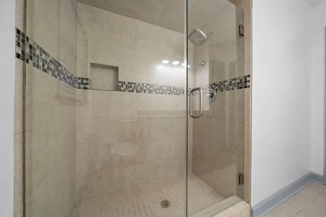 $1,099,000 | 1068 Chimney Rock Road, Houston, TX 77056