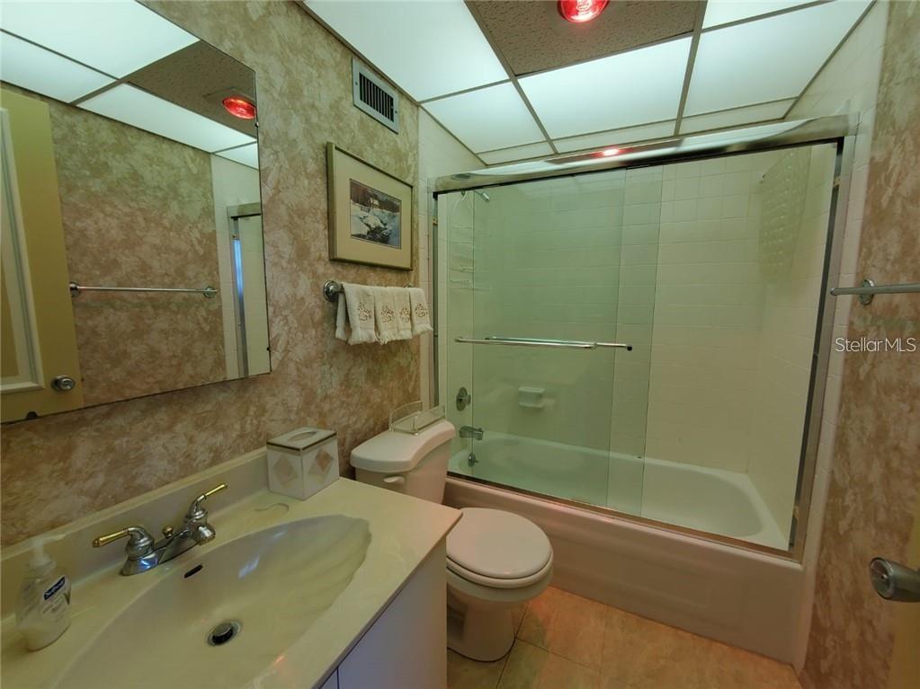 1050 Longboat Club Road, Unit 804 Longboat Key, FL 34228 - Photo 21 of 31