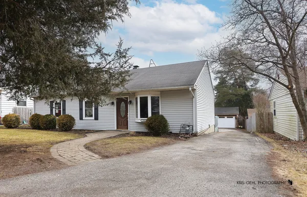 $289,900 | 315 Oakwood Drive, Antioch, IL 60002