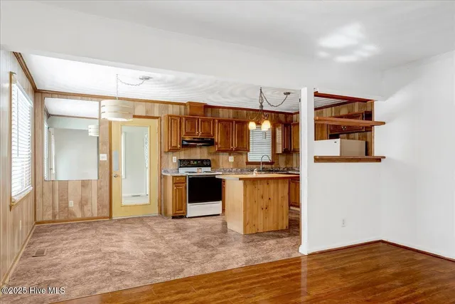 $155,000 | 601 East Main Street, Woodland, NC 27897