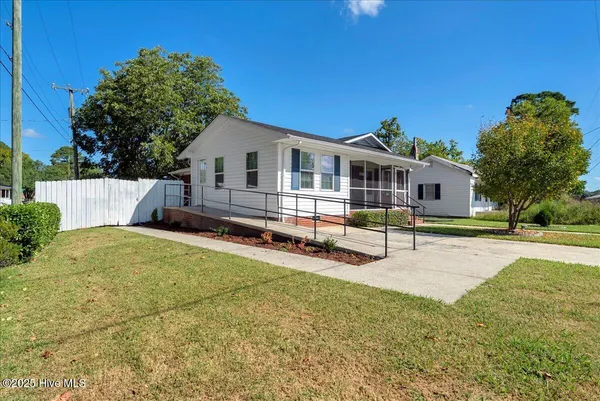 $155,000 | 601 East Main Street, Woodland, NC 27897