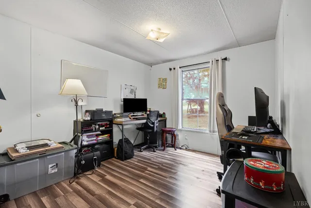 $199,900 | 1809 Narrow Passage Road, Concord, VA 24538