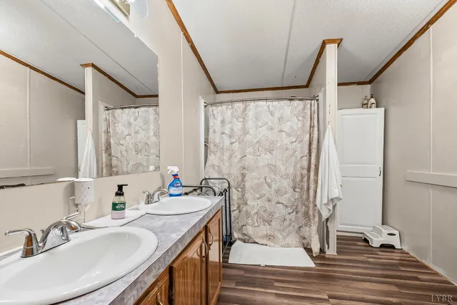 $199,900 | 1809 Narrow Passage Road, Concord, VA 24538