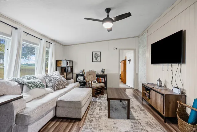 $199,900 | 1809 Narrow Passage Road, Concord, VA 24538