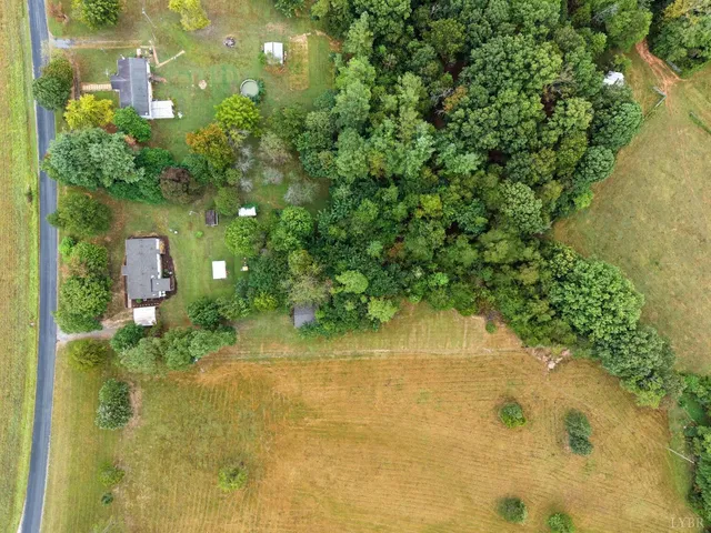 $199,900 | 1809 Narrow Passage Road, Concord, VA 24538