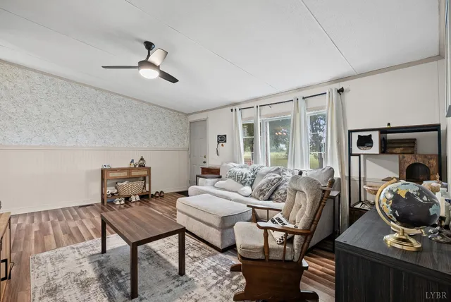 $199,900 | 1809 Narrow Passage Road, Concord, VA 24538