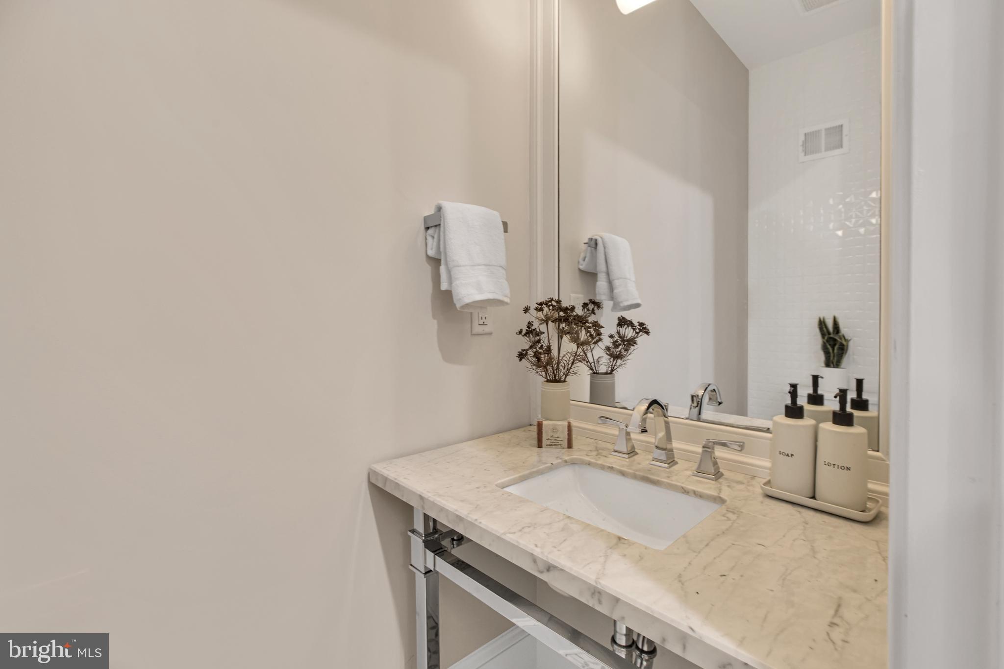 241 12th Street Northeast Washington, DC 20002 - Photo 22 of 51