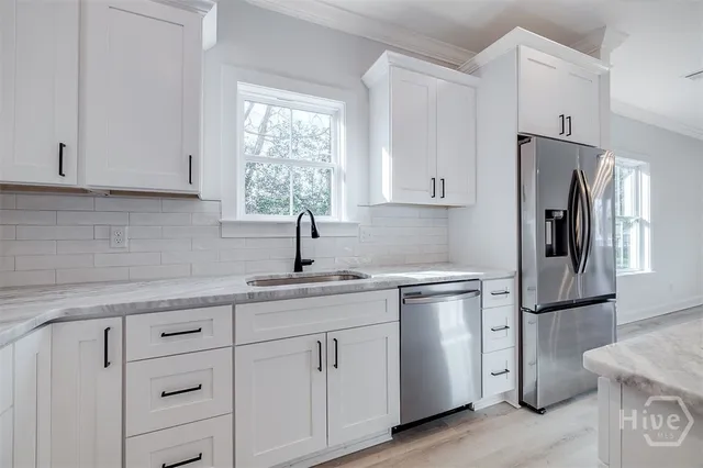 $2,995 | 1407 East 32nd Street, Savannah, GA 31404