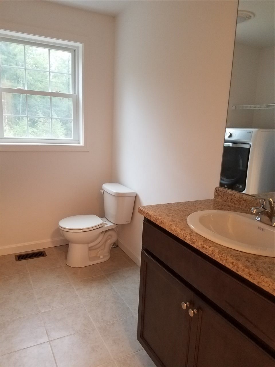 101 Falcon Ridge Road, Unit 8 Milford, NH 03055 - Photo 12 of 32