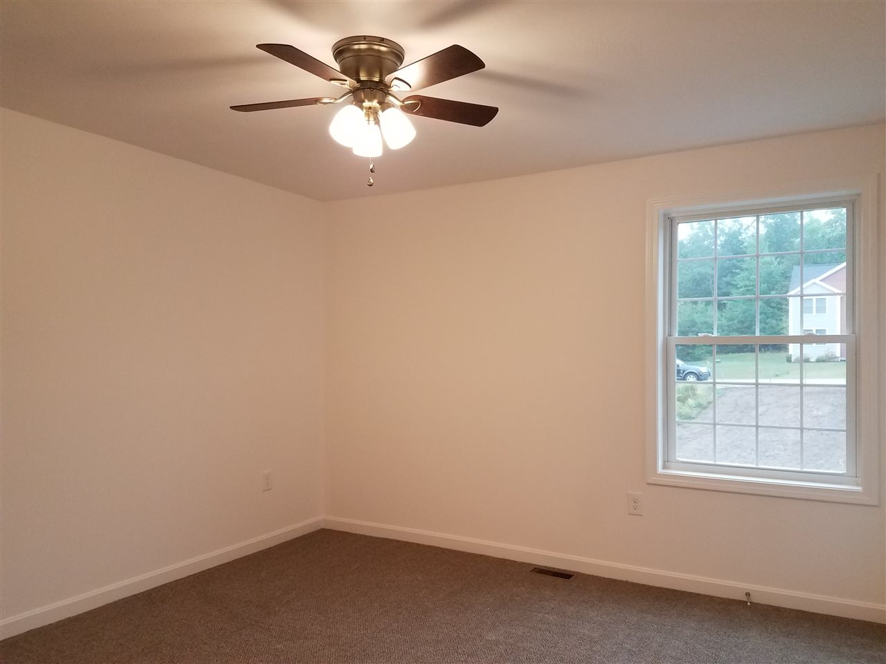 101 Falcon Ridge Road, Unit 8 Milford, NH 03055 - Photo 14 of 32