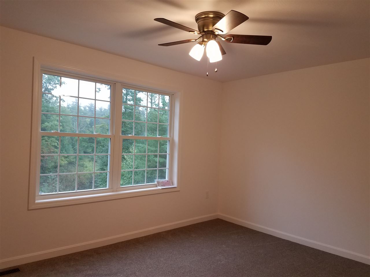 101 Falcon Ridge Road, Unit 8 Milford, NH 03055 - Photo 16 of 32