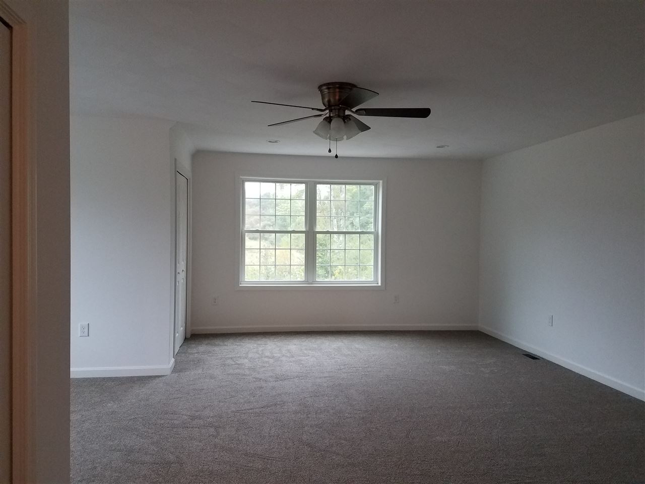 101 Falcon Ridge Road, Unit 8 Milford, NH 03055 - Photo 18 of 32