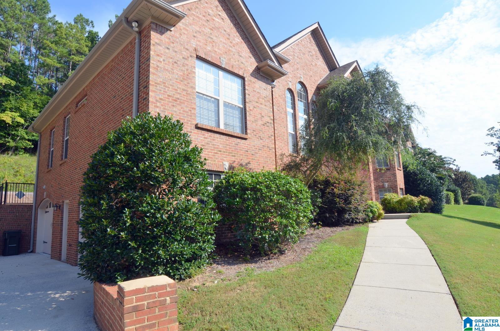 1065 Stoneykirk Road Pelham, AL 35124 - Photo 6 of 58