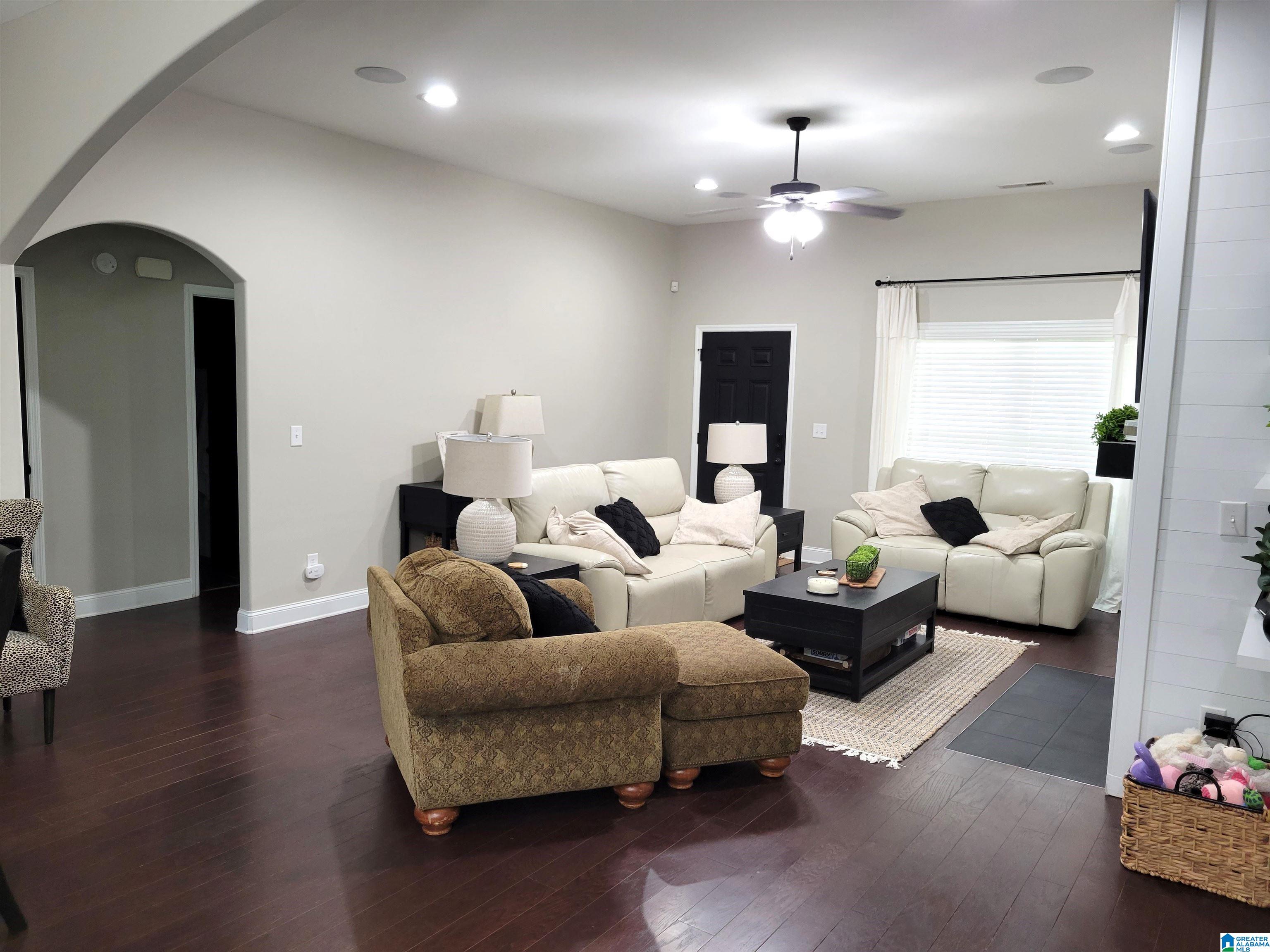 1611 Hartwig Lane Southwest Cullman, AL 35055 - Photo 2 of 30