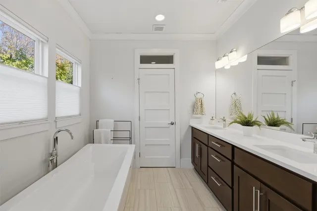 $1,400,000 | 4404 Speedway, Austin, TX 78751