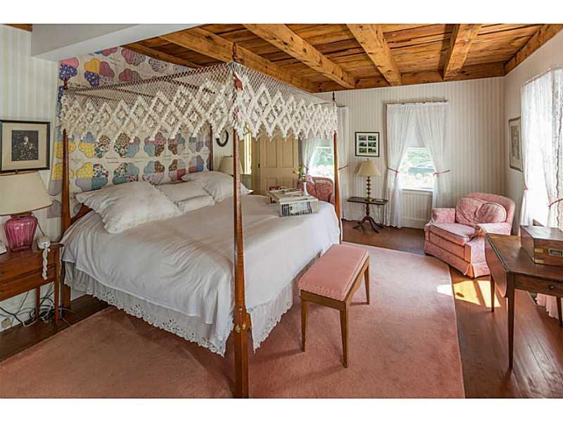 7 Pond Road Newcastle, ME 04553 - Photo 8 of 16 Master Bedroom. First Floor Master...