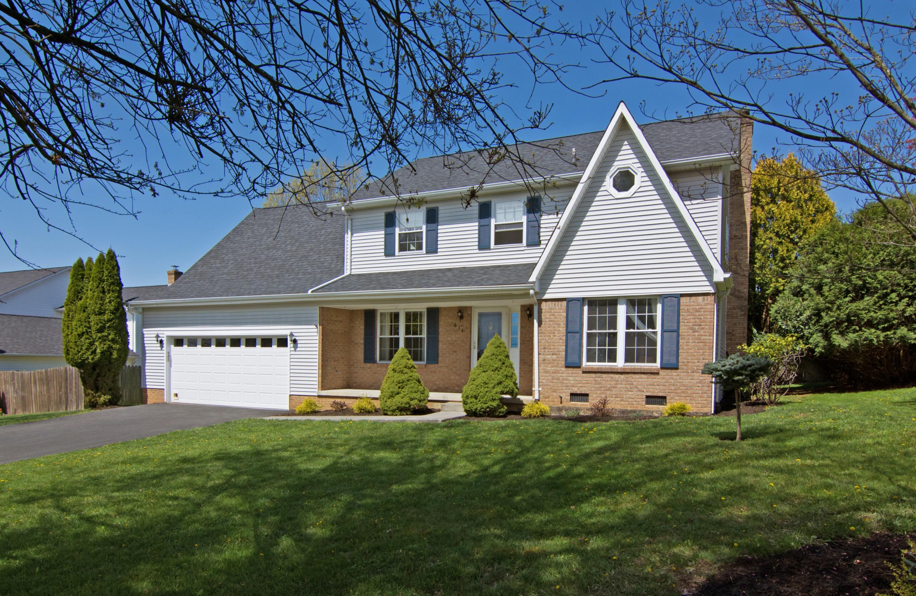 614 Crowfield Cir Road Lewisburg, WV 24901 - Photo 1 of 71 Gallery Image 1