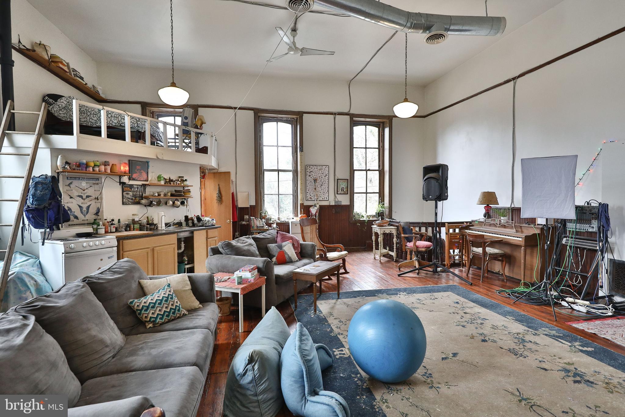 4372 Fleming Street Philadelphia, PA 19128 - Photo 6 of 25 Second Floor Performance Area