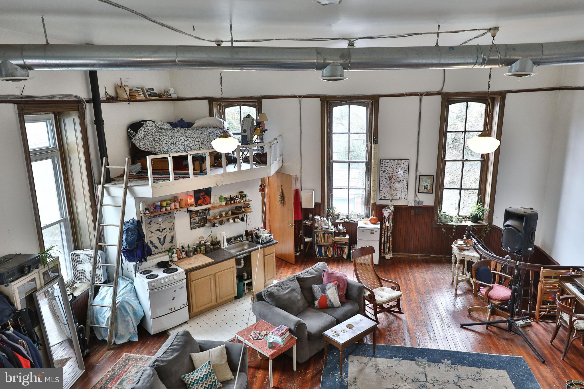 4372 Fleming Street Philadelphia, PA 19128 - Photo 8 of 25