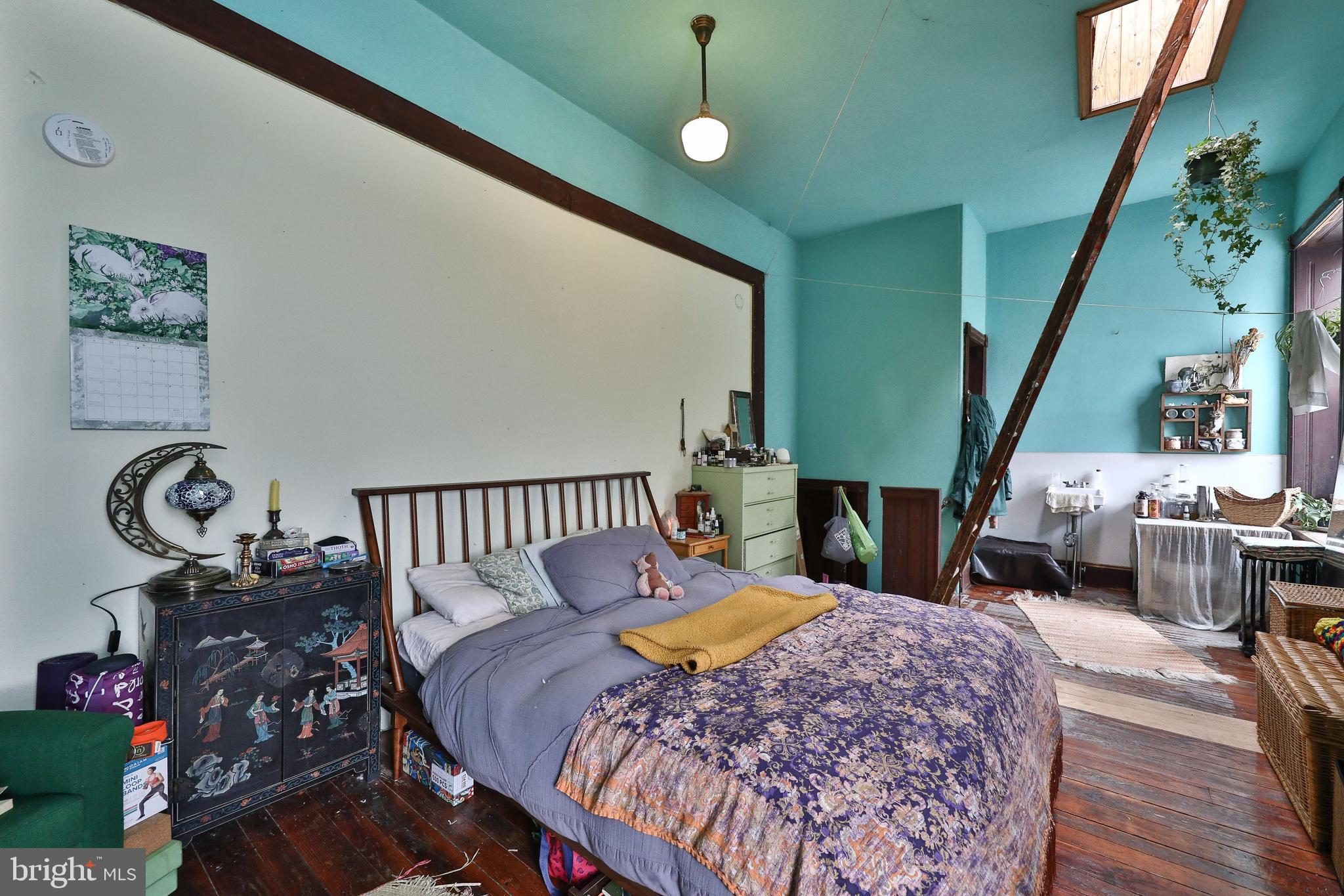 4372 Fleming Street Philadelphia, PA 19128 - Photo 10 of 25 Bedroom behind the stage