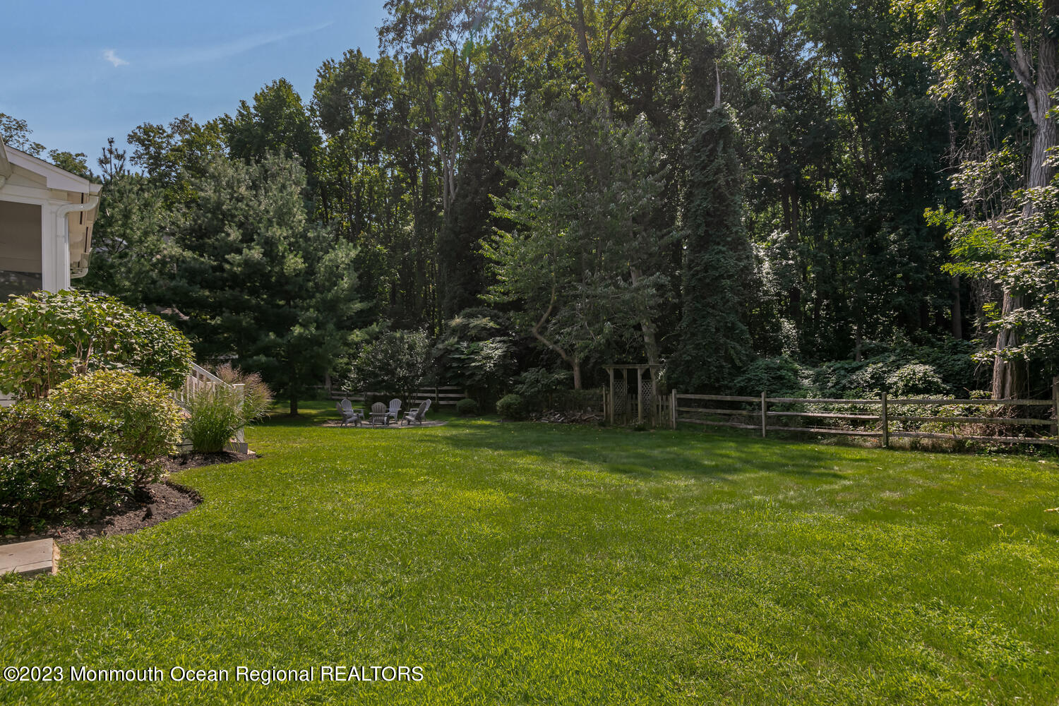 30 Brookside Farm Road Fair Haven, NJ 07704 - Photo 35 of 47 yard2
