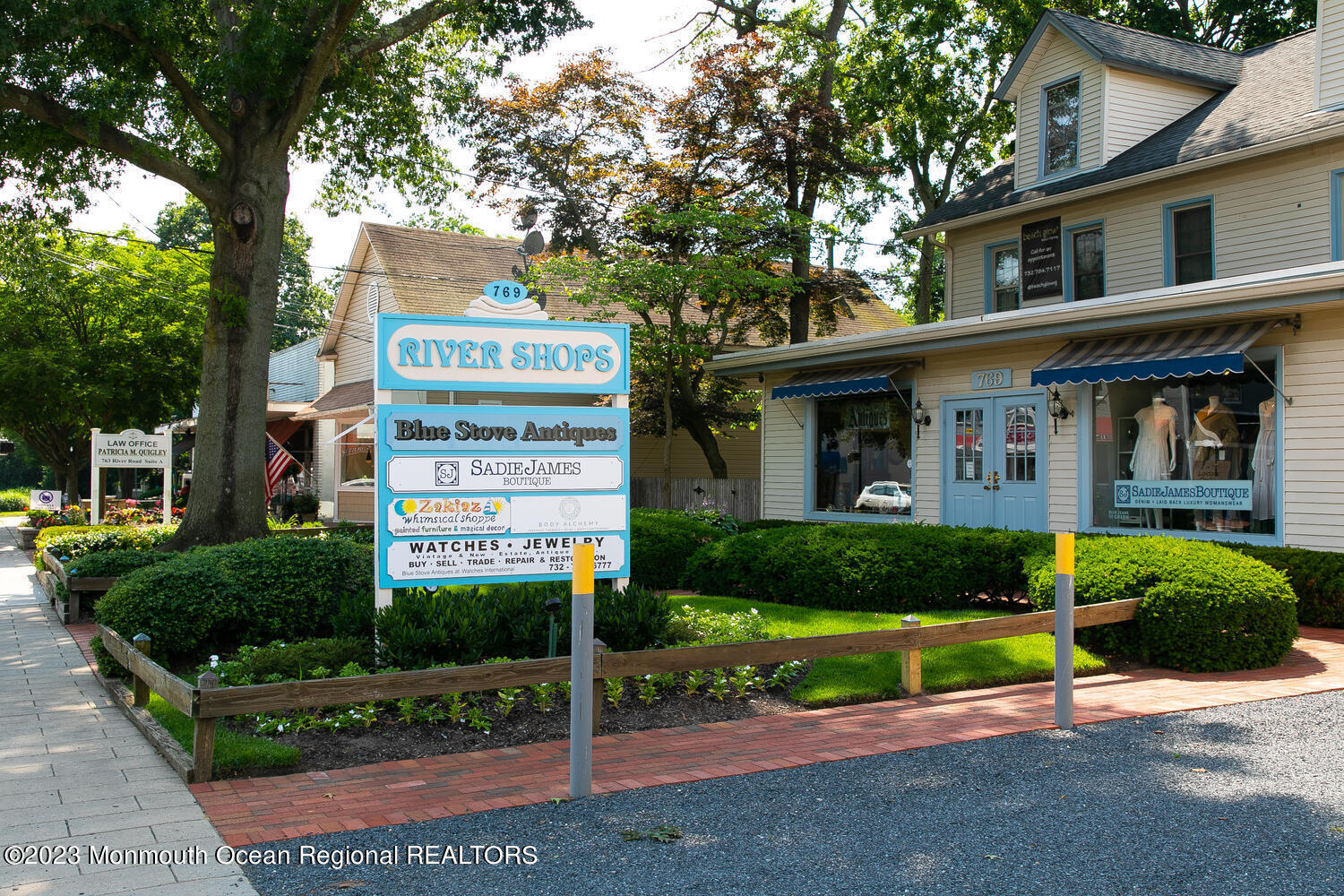 30 Brookside Farm Road Fair Haven, NJ 07704 - Photo 45 of 47 Fair Haven - town photos "River shops"