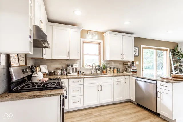 $424,900 | 8915 North Waverly Park Road, Martinsville, IN 46151