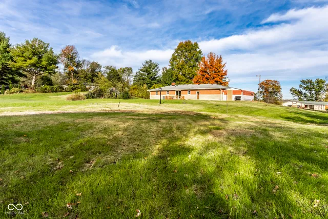 $424,900 | 8915 North Waverly Park Road, Martinsville, IN 46151