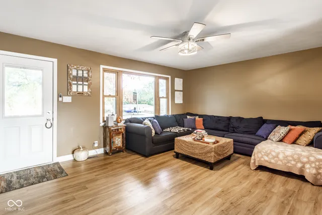 $424,900 | 8915 North Waverly Park Road, Martinsville, IN 46151