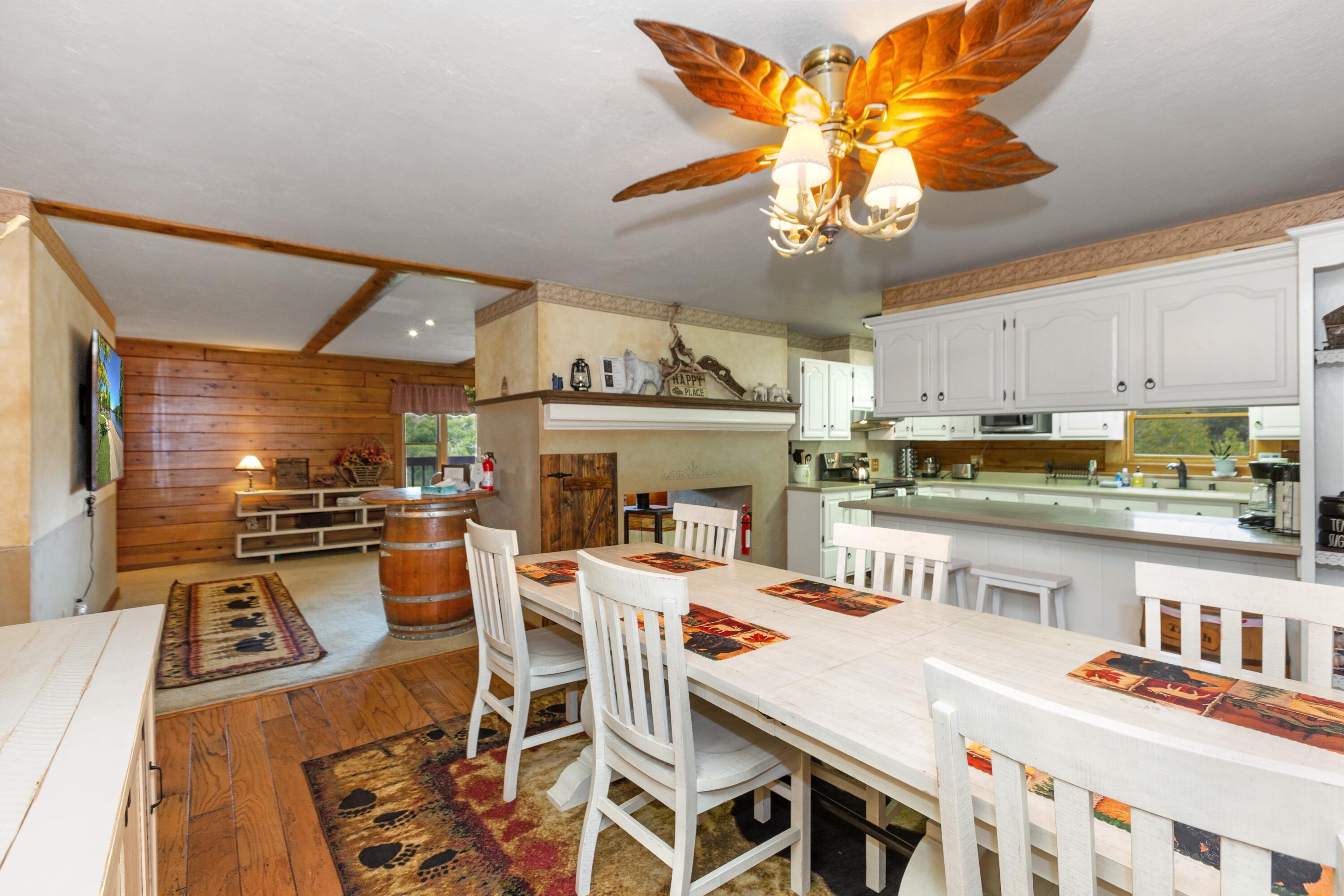 42182 Mynatt Drive Three Rivers, CA 93271 - Photo 10 of 67 Dining Ceiling Fan