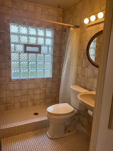 $151,000 | 956 Circle Drive, Manitowoc, WI 54220