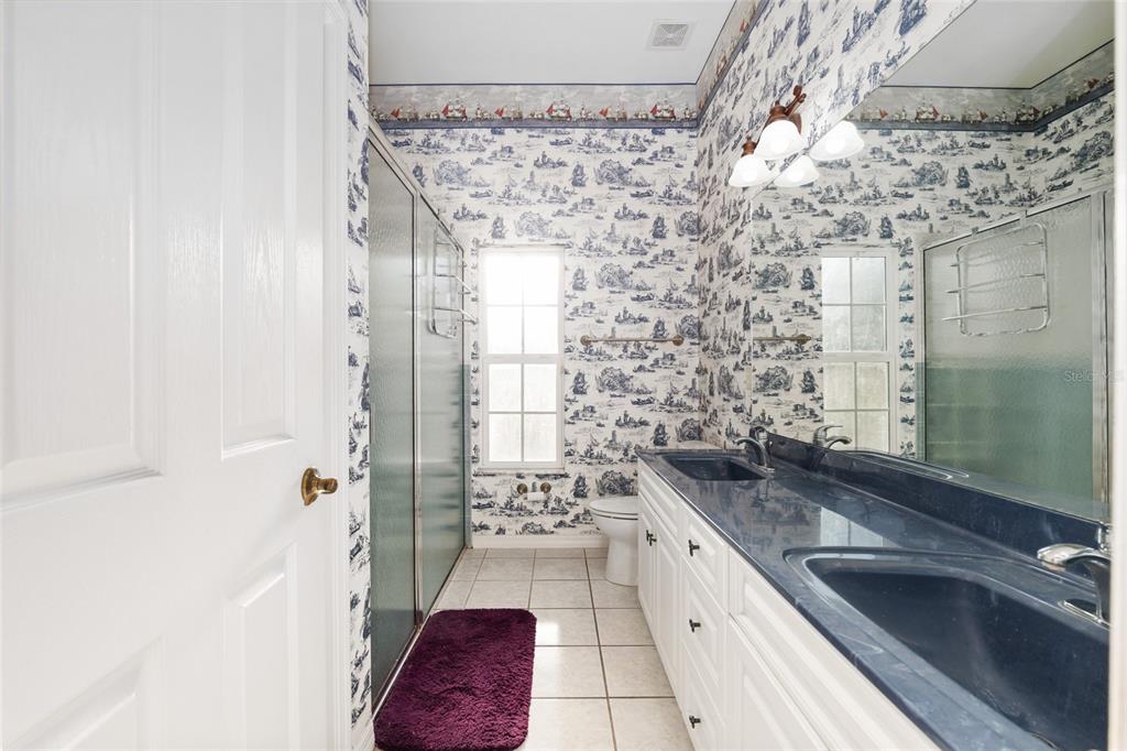 8476 Southwest 10th Road Gainesville, FL 32607 - Photo 20 of 33 Gallery Image 20