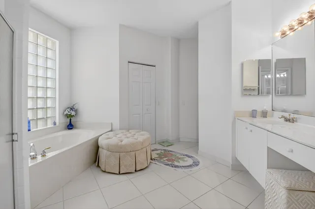 $589,000 | 3940 Sapphire Palladium Drive, Boynton Beach, FL 33436