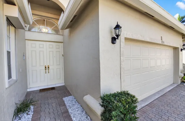 $589,000 | 3940 Sapphire Palladium Drive, Boynton Beach, FL 33436