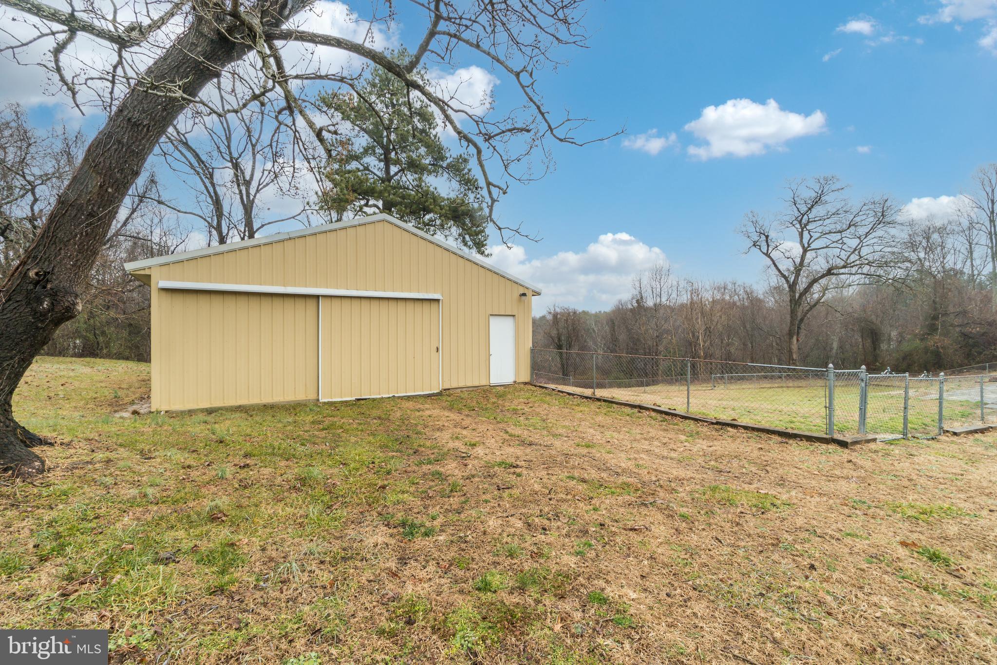 9035 Dahlgren Road King George, VA 22485 - Photo 33 of 38 30x30 garage with 220 amp electrical outlets