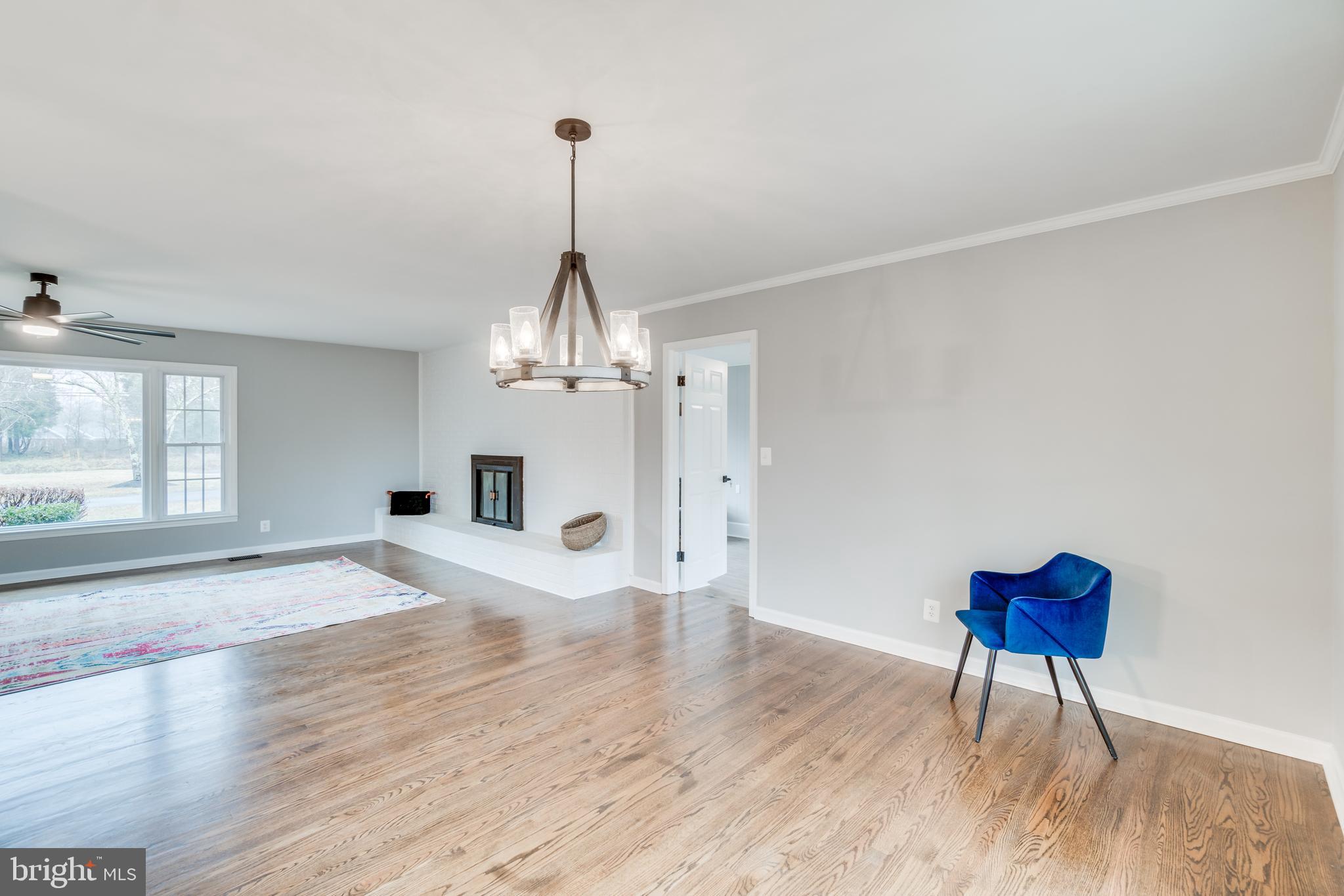 9035 Dahlgren Road King George, VA 22485 - Photo 7 of 38 Large open living area