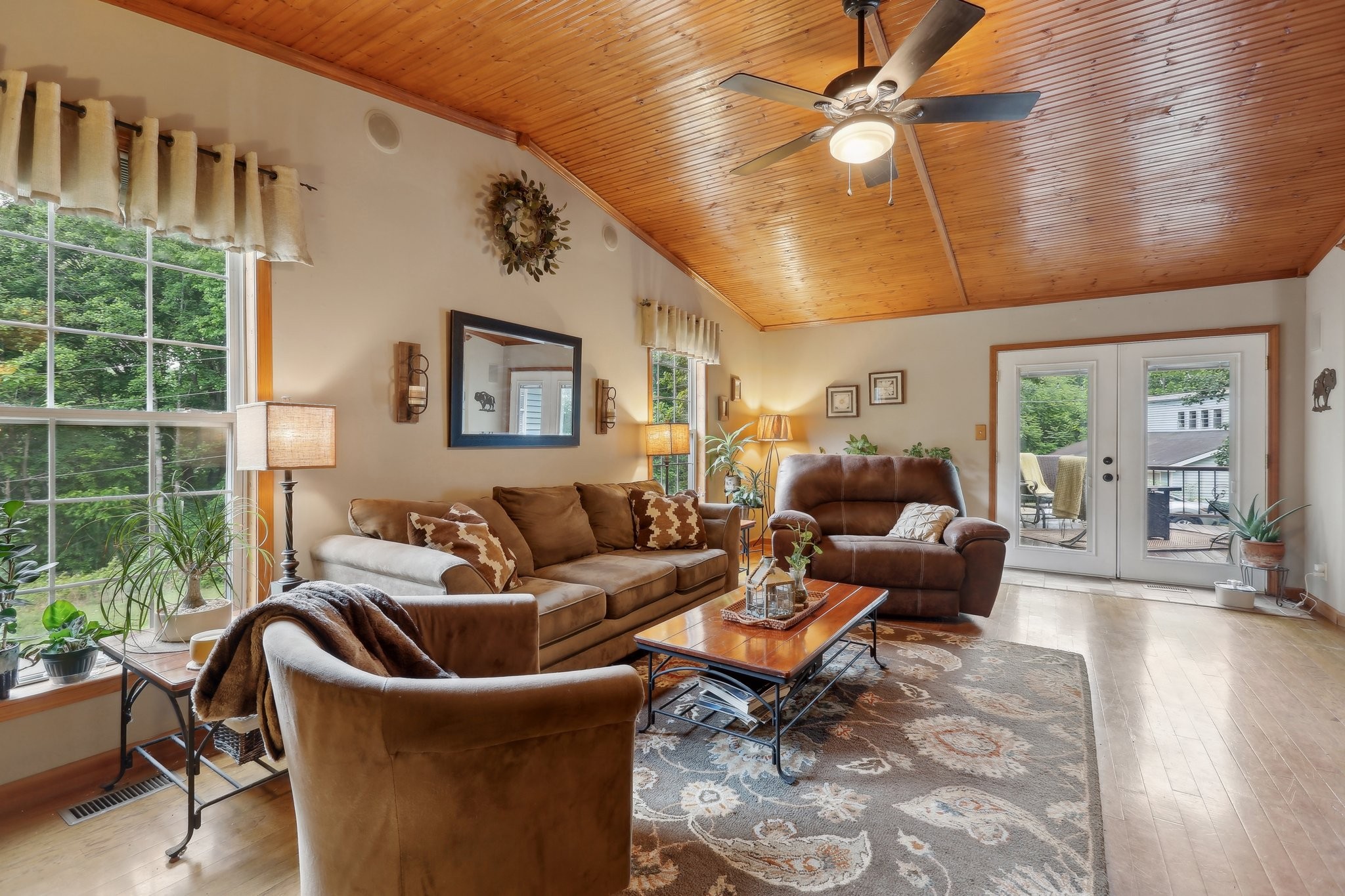 401 Harper Road Clarksville, TN 37043 - Photo 13 of 79 a living room with furniture and a large window
